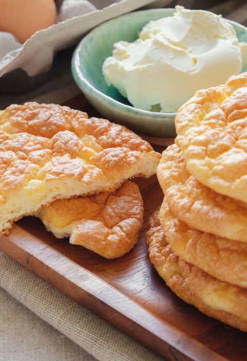 Bread - Cracker Recipes 5 Ingredient Recipes Skinny 5 dot com Keto Cloud Bread