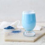 Skinny 5 dot com Blue Spirulina Almond Milk Recipe